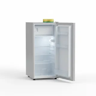 Fridge interior cleaning